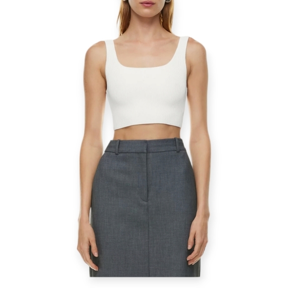 Aritzia Tops - Wilfred Black knitted sleeveless tank top